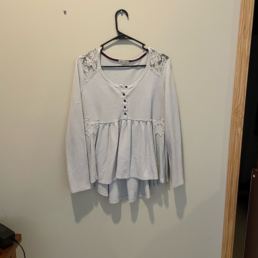 Taylor & Sage Long Sleeve